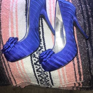 Gorgeous Royal Blue 3 inch Hills